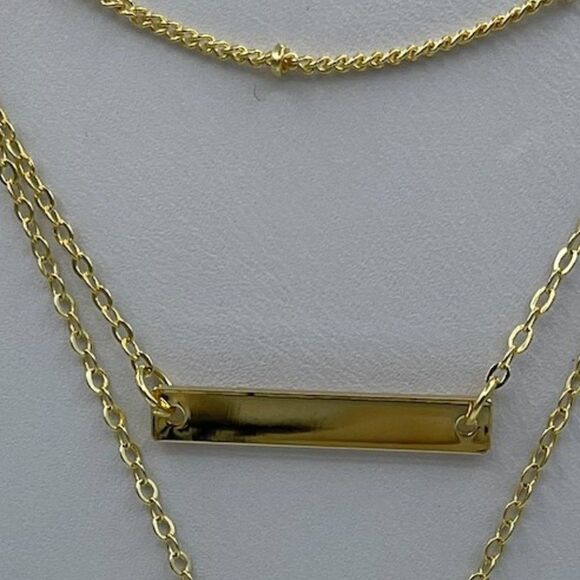 New 3 tiered chain necklace with medallion ,good luck eye, bar charm, gold tones - Picture 3 of 9